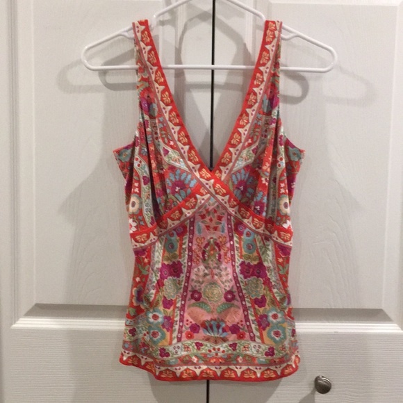 Elie Tahari Tops - Elie Tahari 100% Silk Small V Neck Floral Blouse